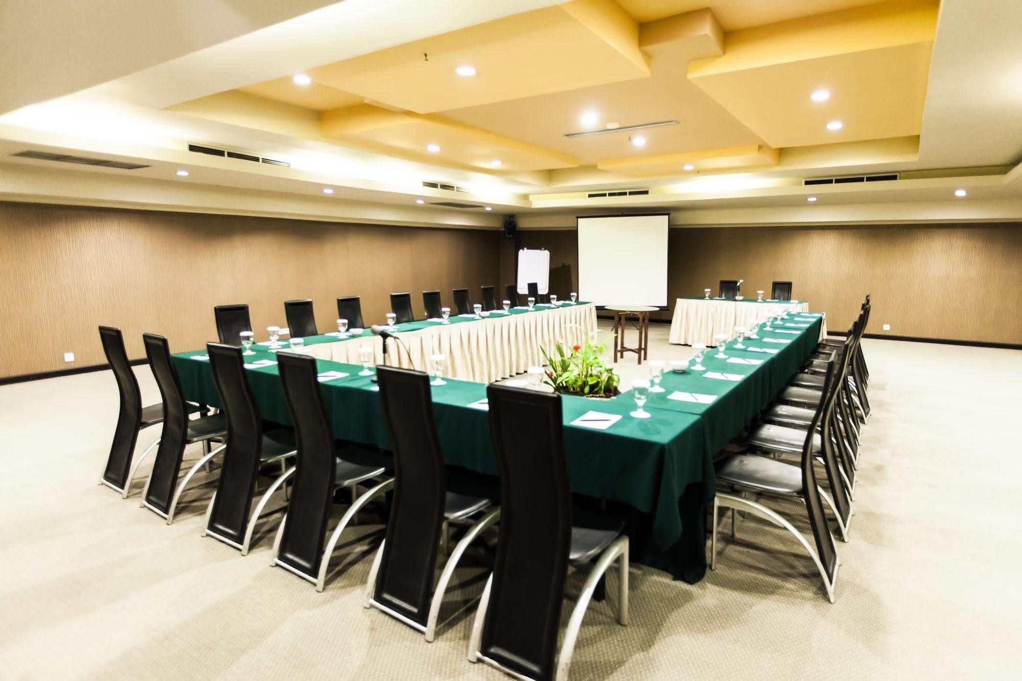 Orchardz Hotel Industri Jakarta Kemayoran Dış mekan fotoğraf